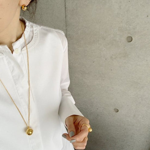wonky ball necklace